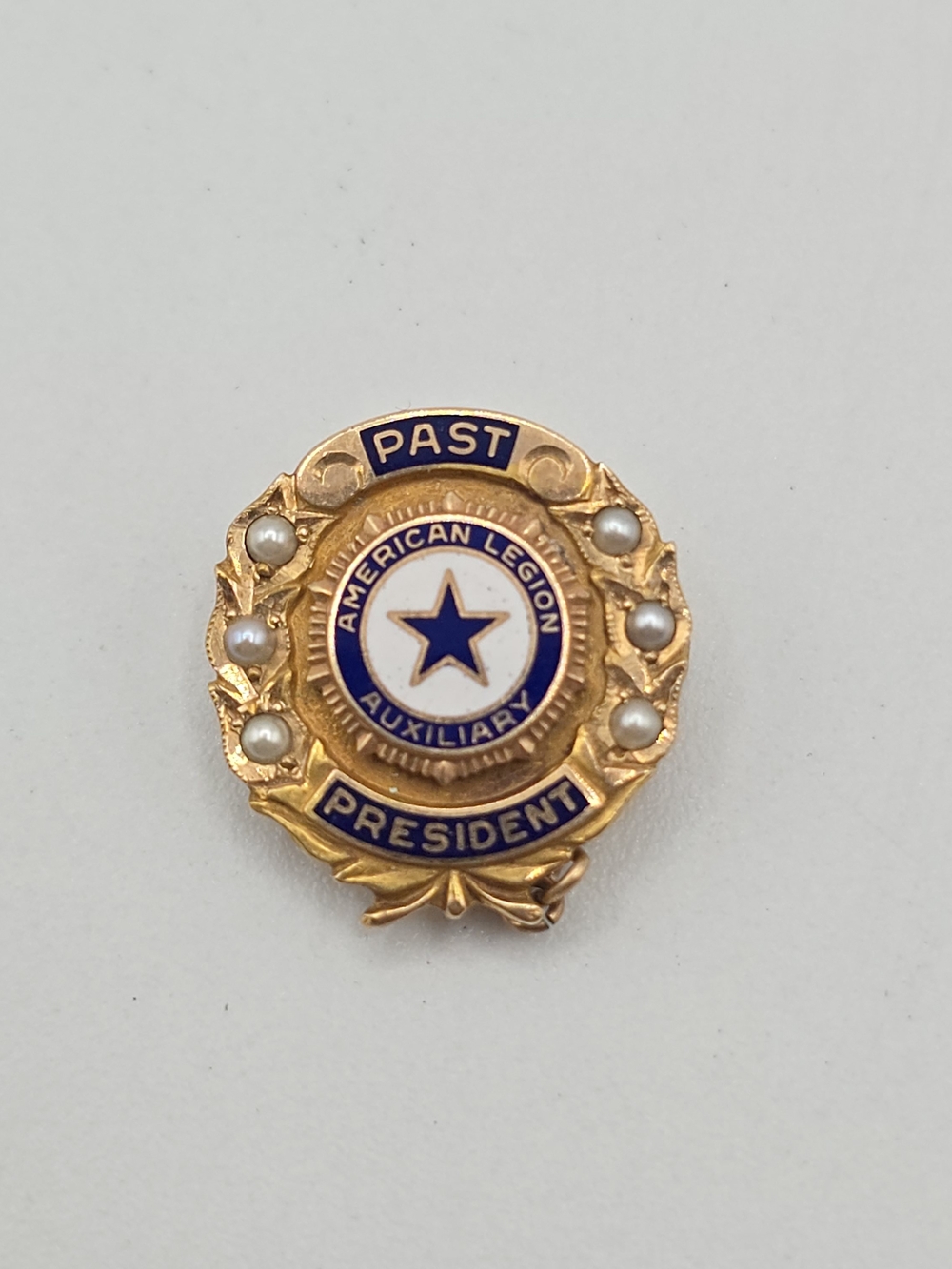 American Legion Auxiliary 10K Yellow Gold Seed Pearl Past President Pin 4g READ